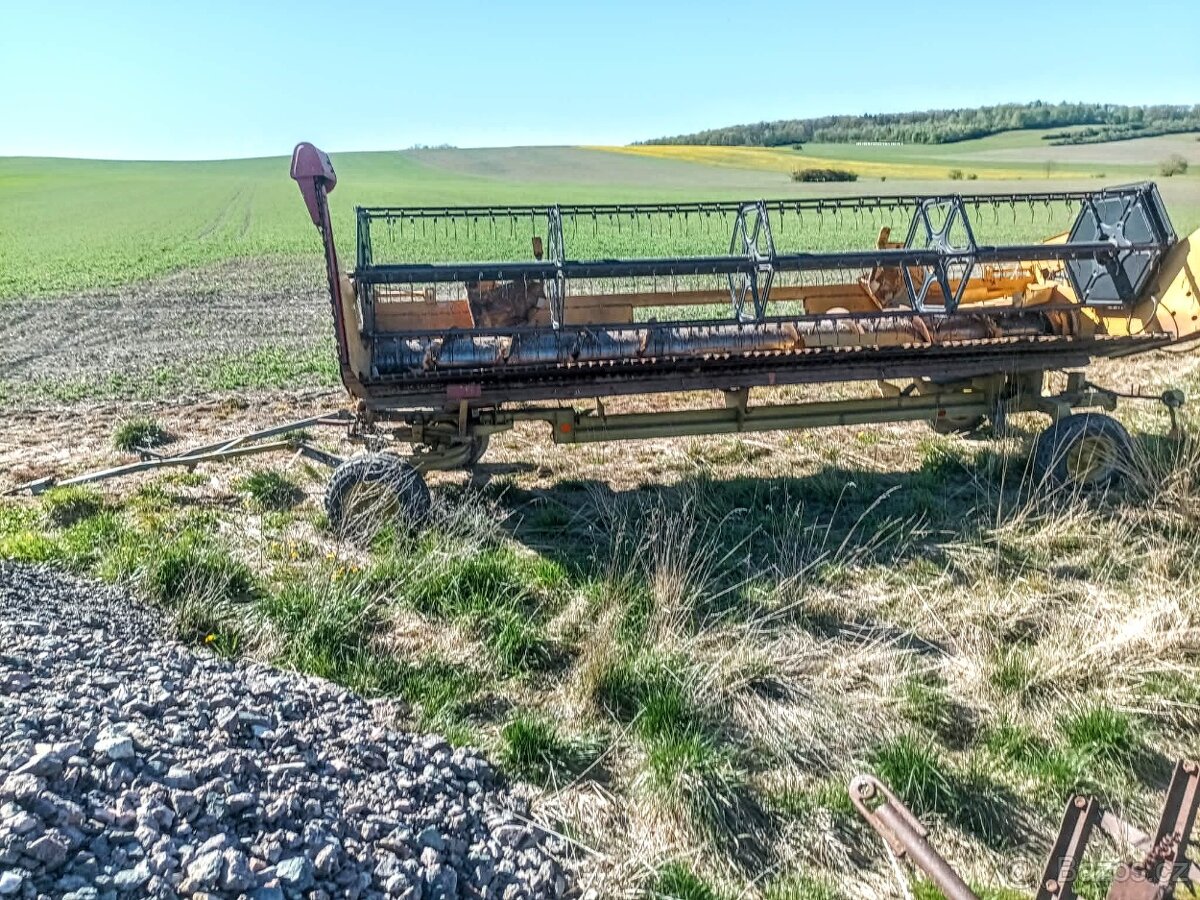New Holland TX66 - 4