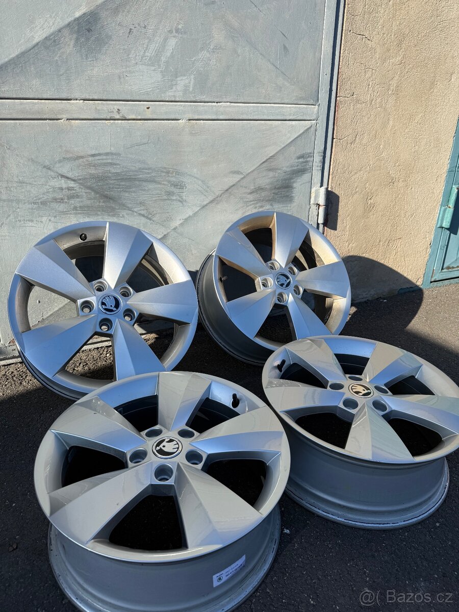 Originál Škoda 5x112 R17 - 4
