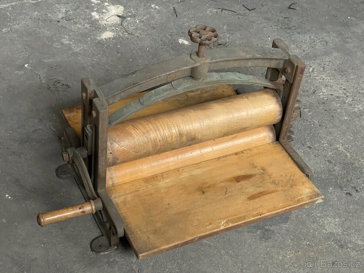 starodávný mandl - 4