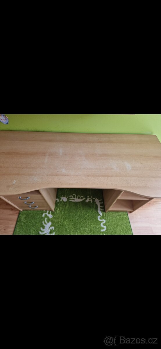 Psací stůl pro nenáročné - 4