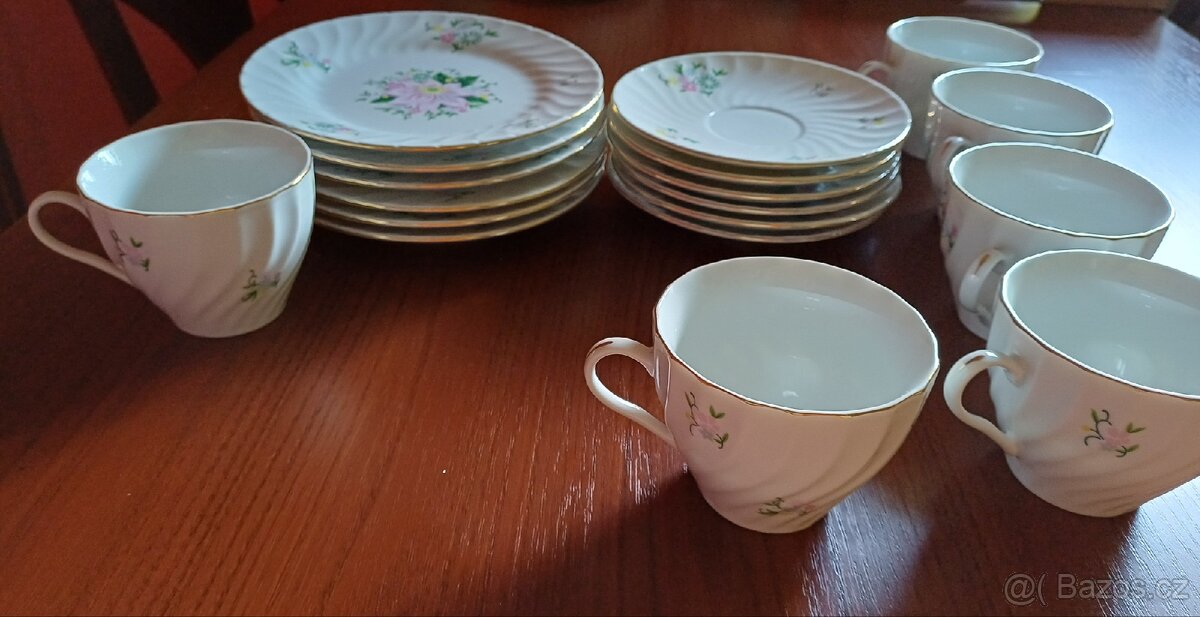 Porcelánový čajový servis - 4