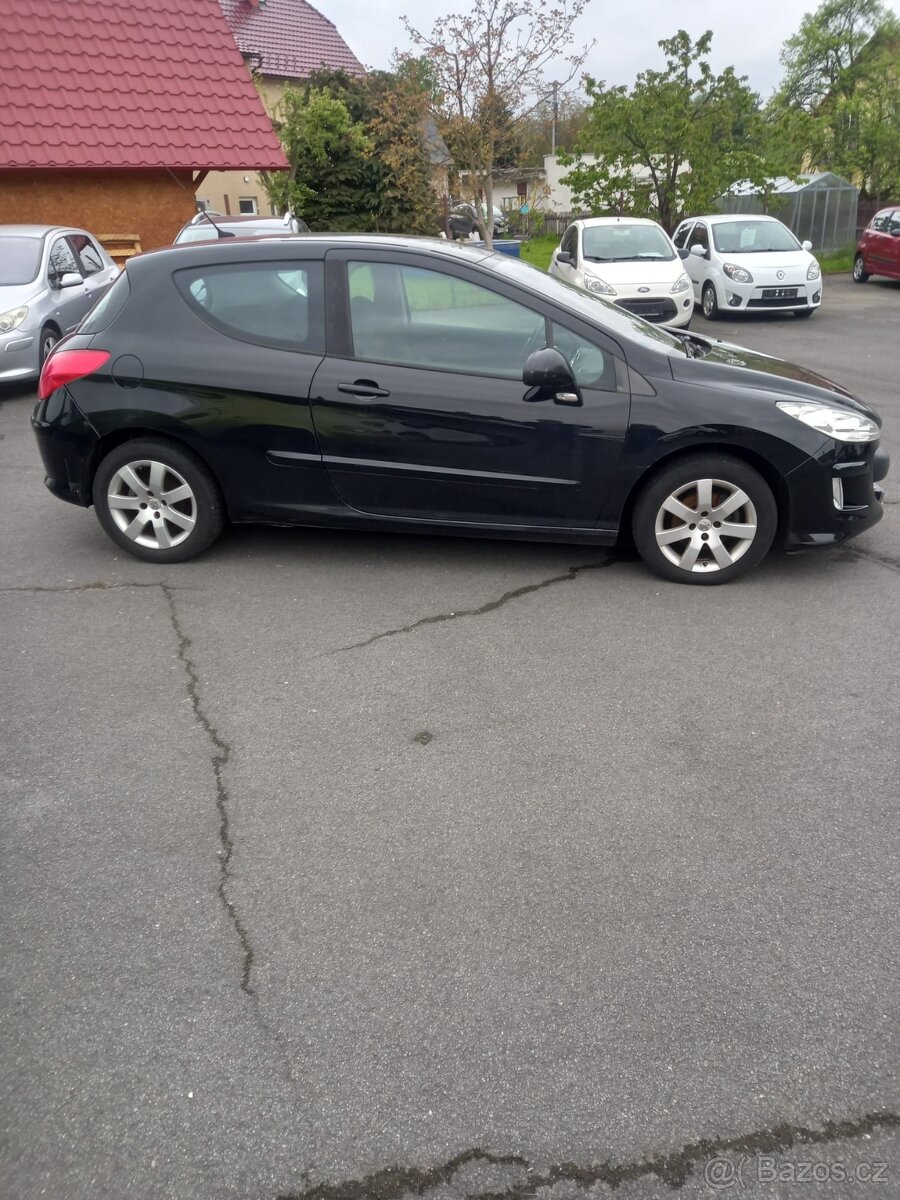 PEUGEOT 308 1.6 HDI sport - 4