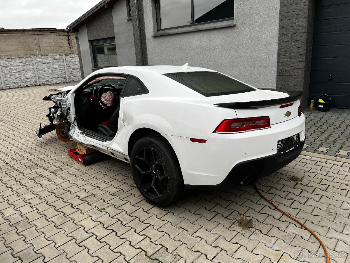 Chevrolet Camaro 2015 6,2 L99 LS3 Náhradní díly - 4