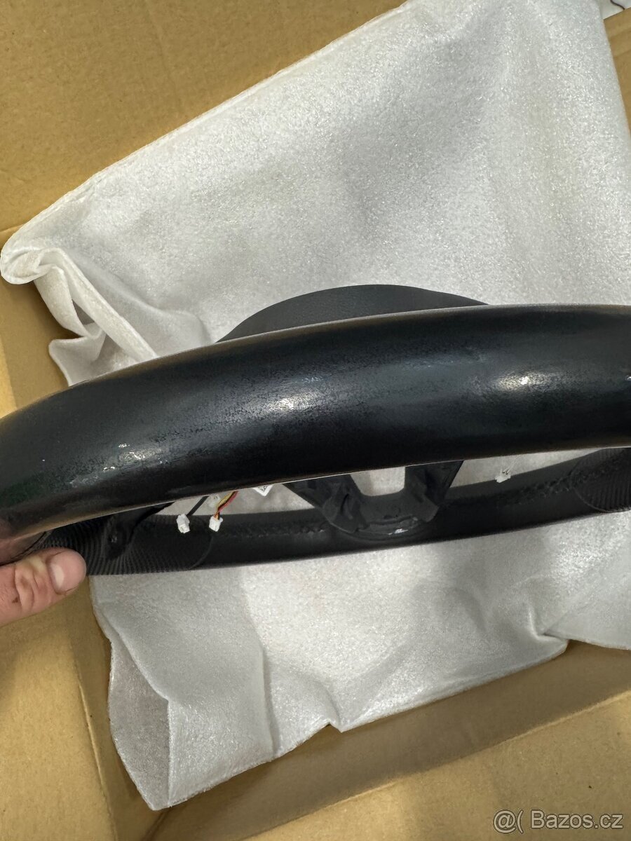 Volant volkswagen Tiguan r-line - 4