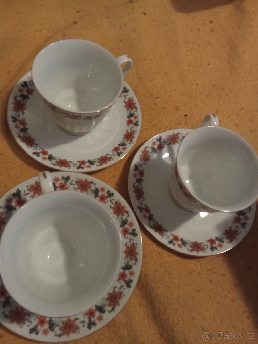 Sada hrnečku a talířku - 4