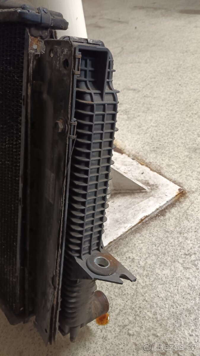 Volvo 850 2,5 TDI 103 kW chladič - 4