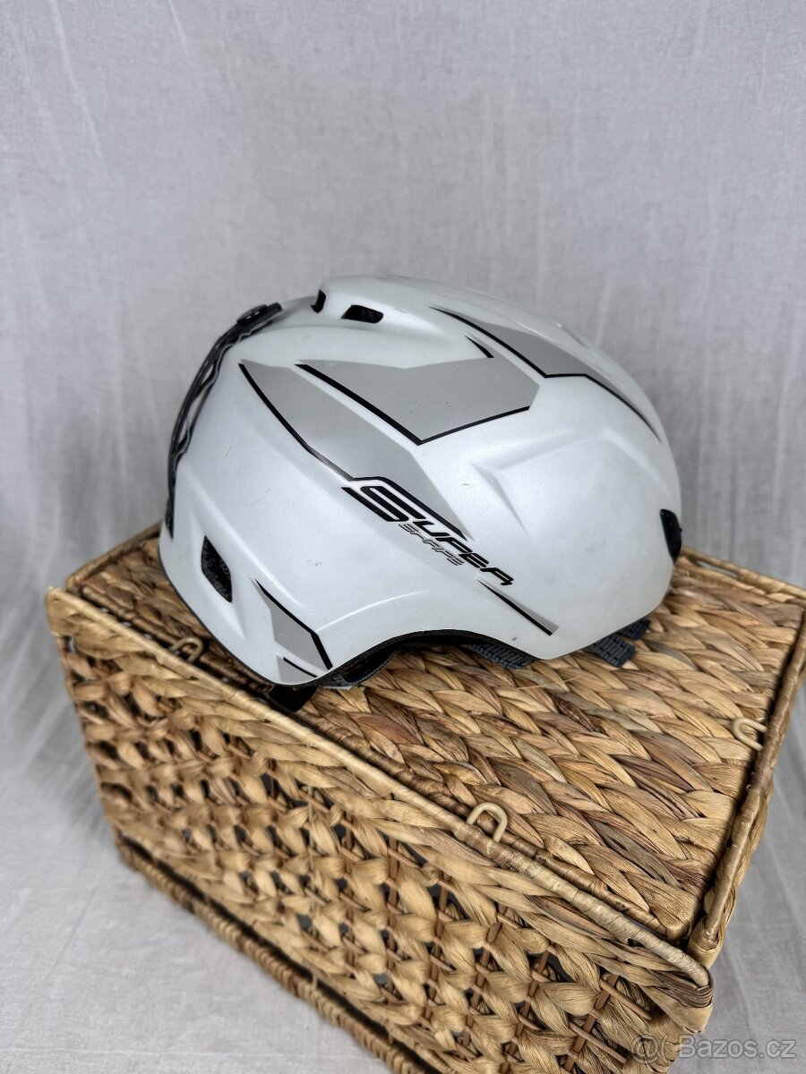 Lyžařská přilba značky HEAD - 4