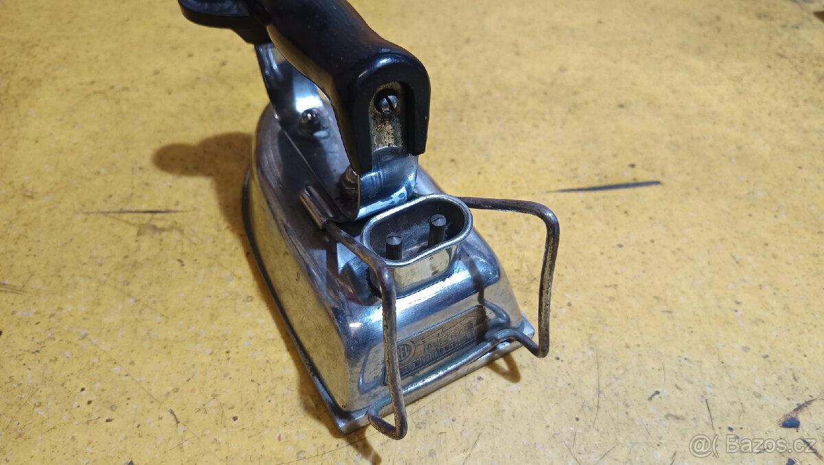 Retro žehlička REL 450W - 4