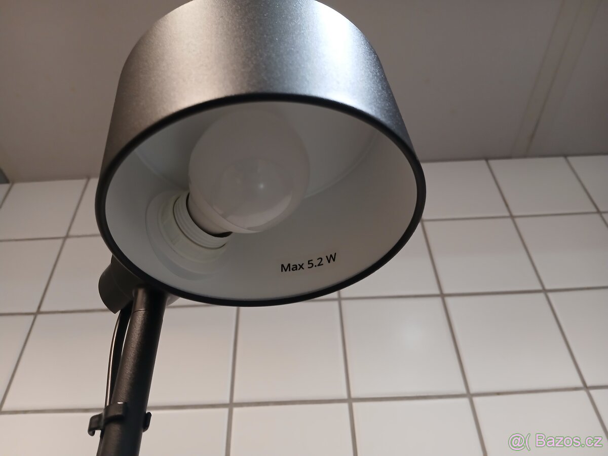 Stolní černá lampička - 4