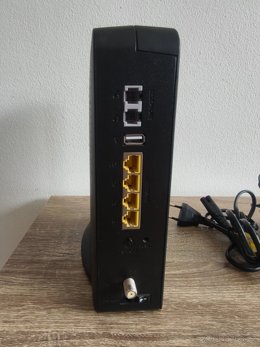 Kabelový modem Technicolor EPC 3949 AD - 4