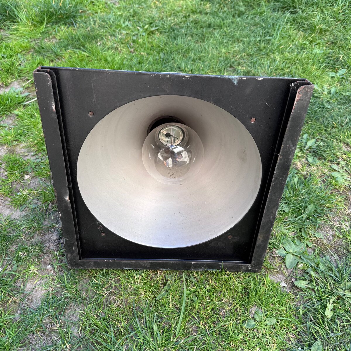 Industriální lampa reflektor - 4