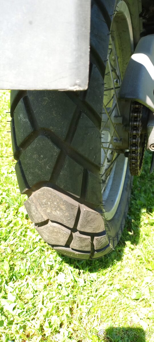Aprilia Pegaso 650