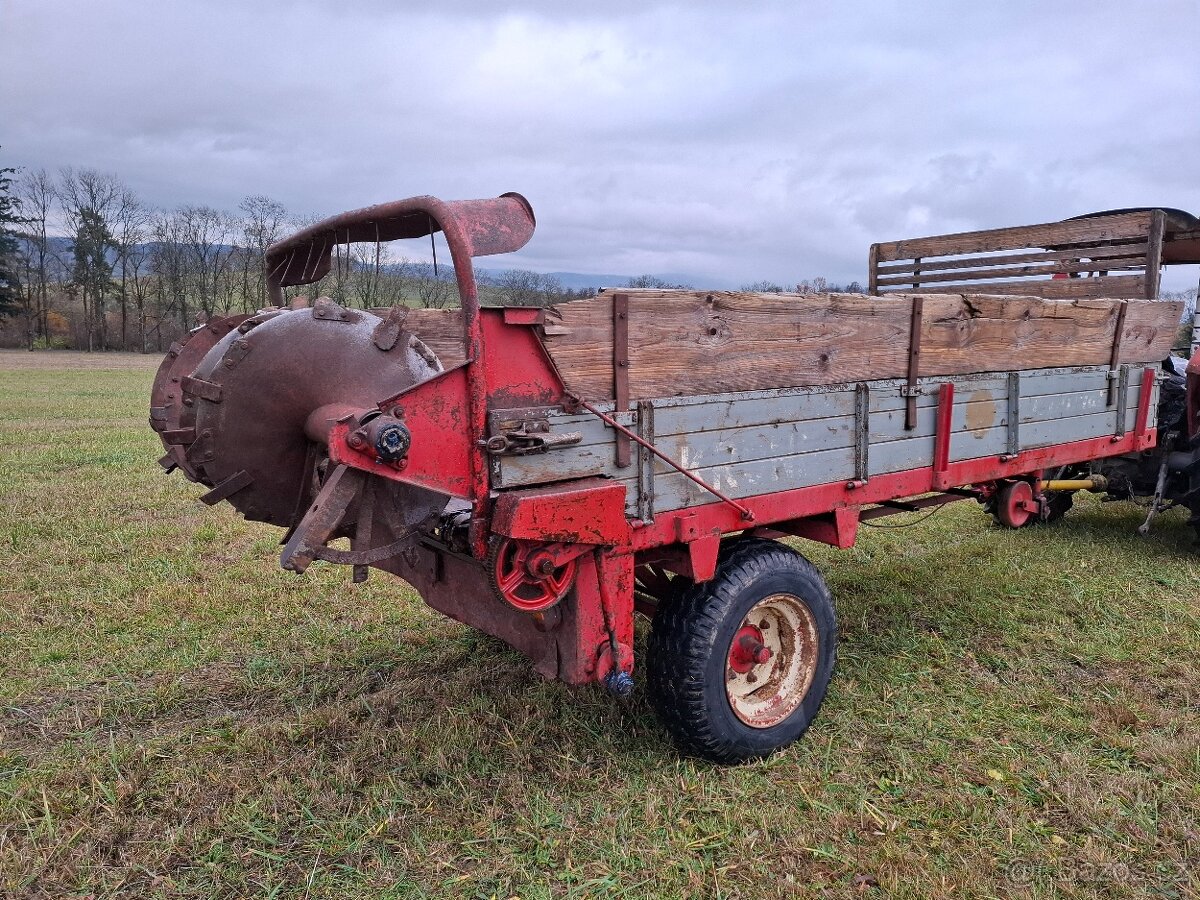 Rozmetadlo hnoje KRONE - 4