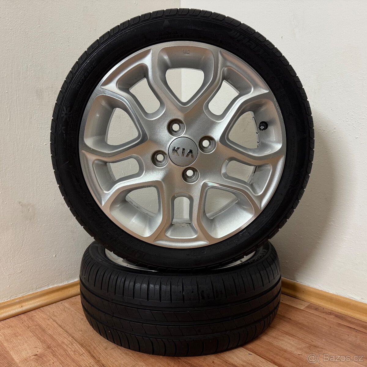 KIA PICANTO II 4x100 R15 ET52+LETNÍ 175/50R15 5/4mm - 4