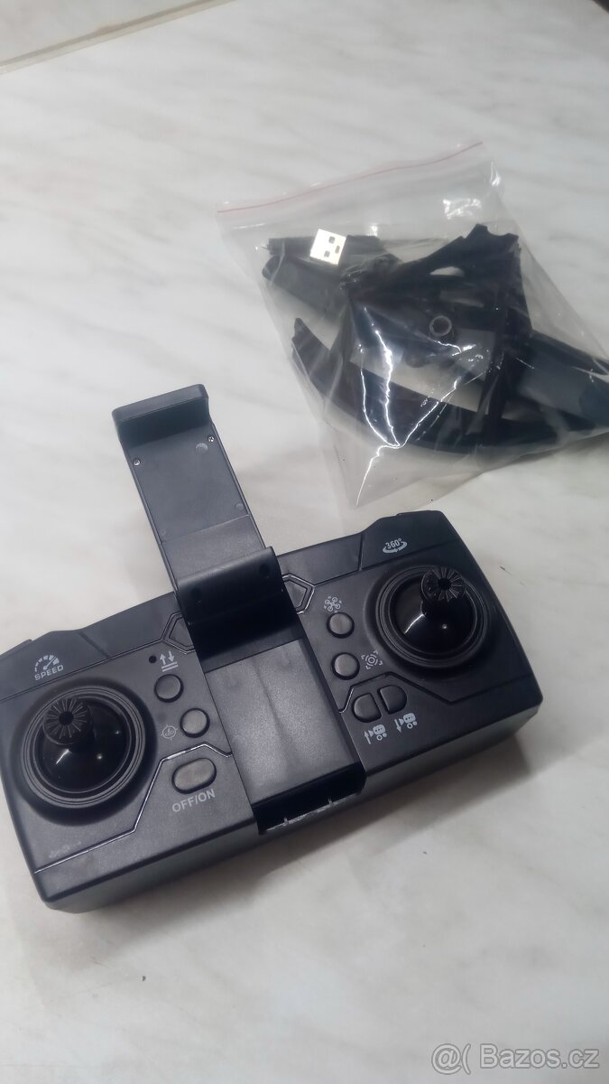 Dron A18S s 2x kamerou - 4