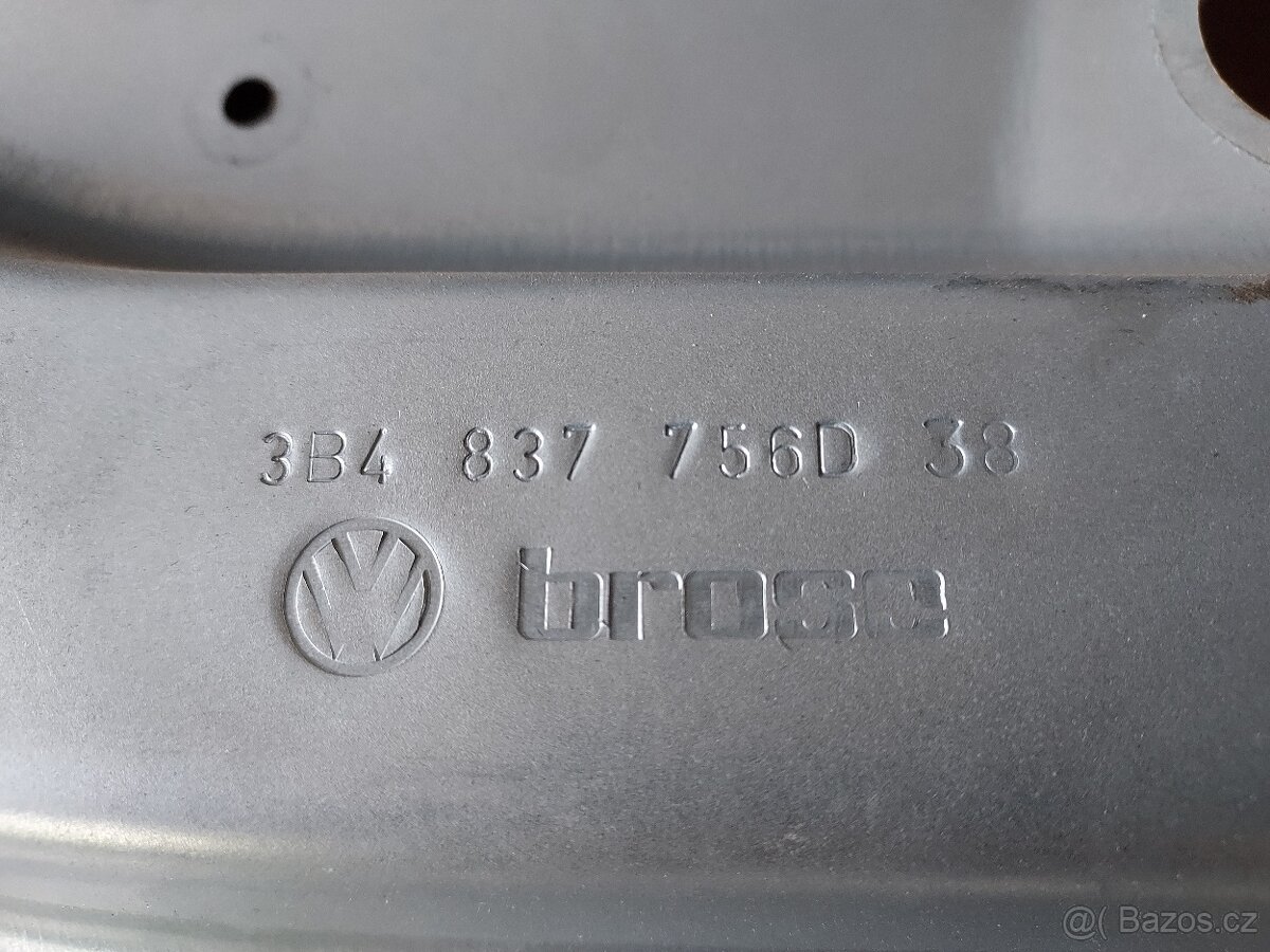 stahovačka předních dveří VW Passat B5,5 - 4