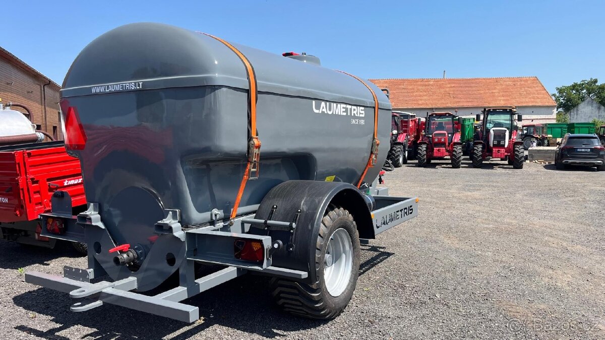 cisterna na DAM, postřík atd - 4