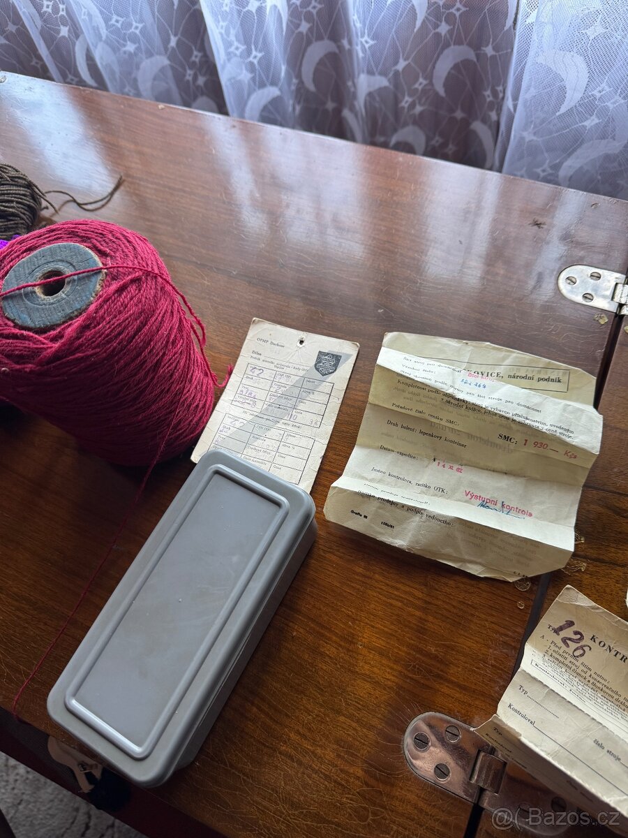 Prodám šicí stroj Minerva - 4