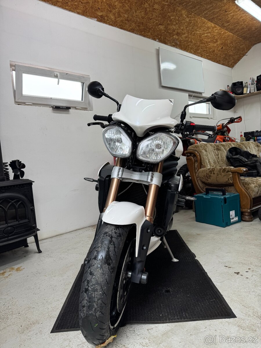 Triumph speed triple 1050 - 4