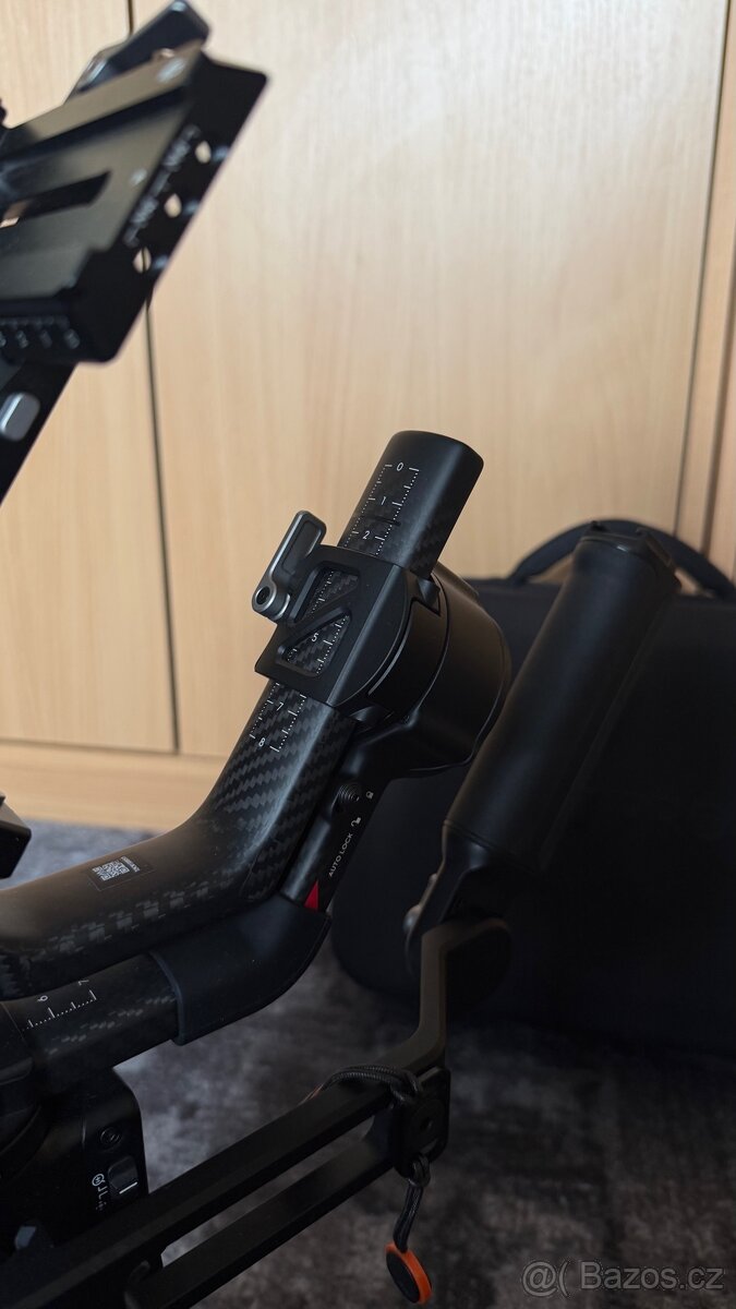 DJI Ronin RS 4 Pro - top stav - 4