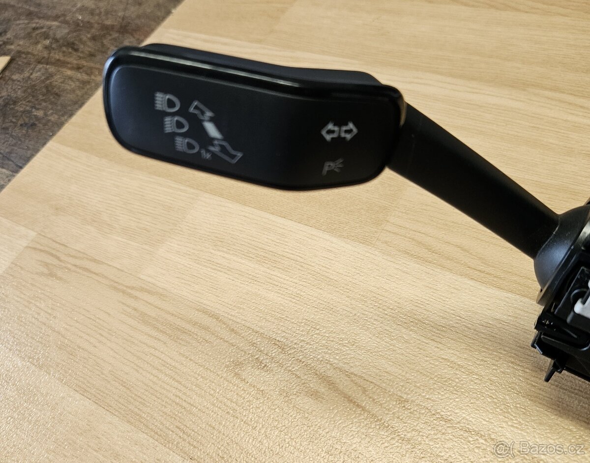 Páčky pod volant / přepínač kombinovaný - 4