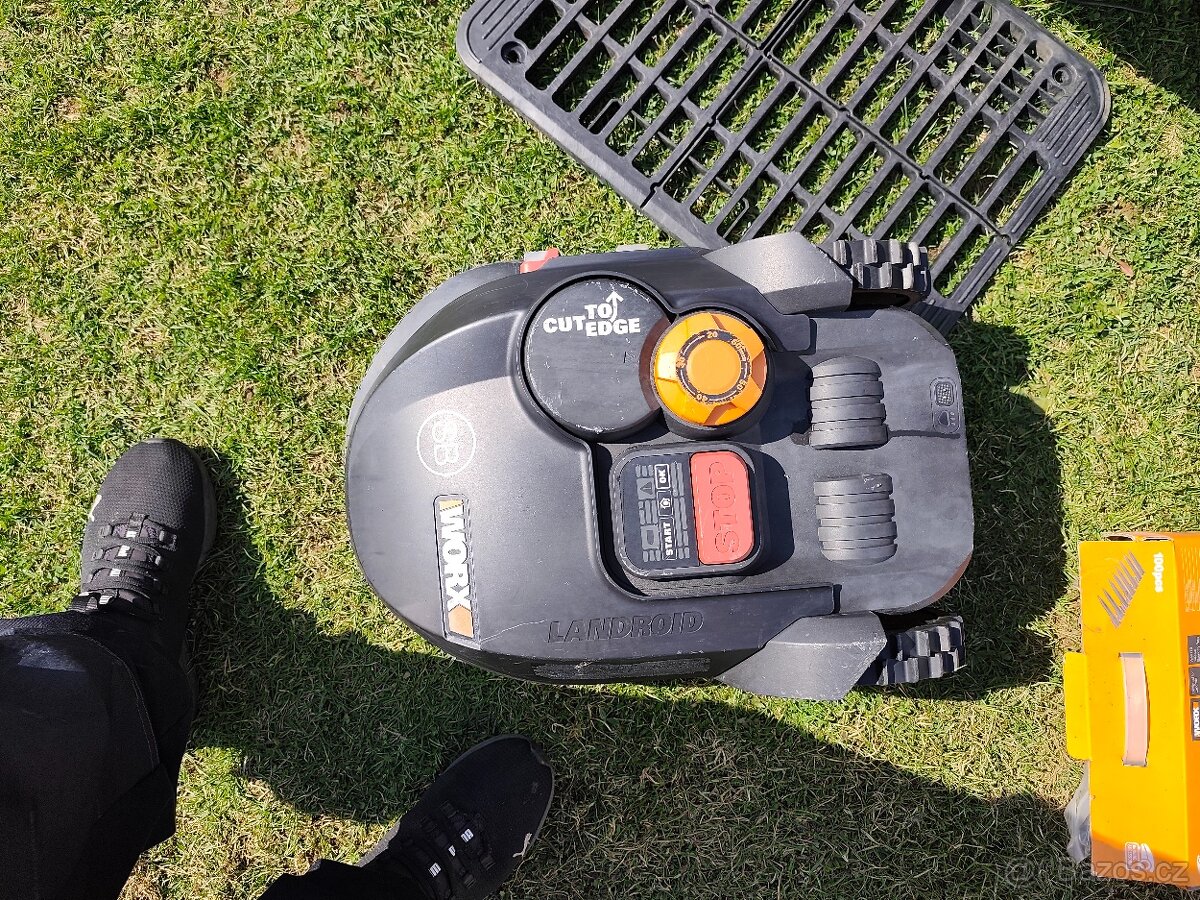 Worx Robotickou sekačku LANDROID SB 700 - 4