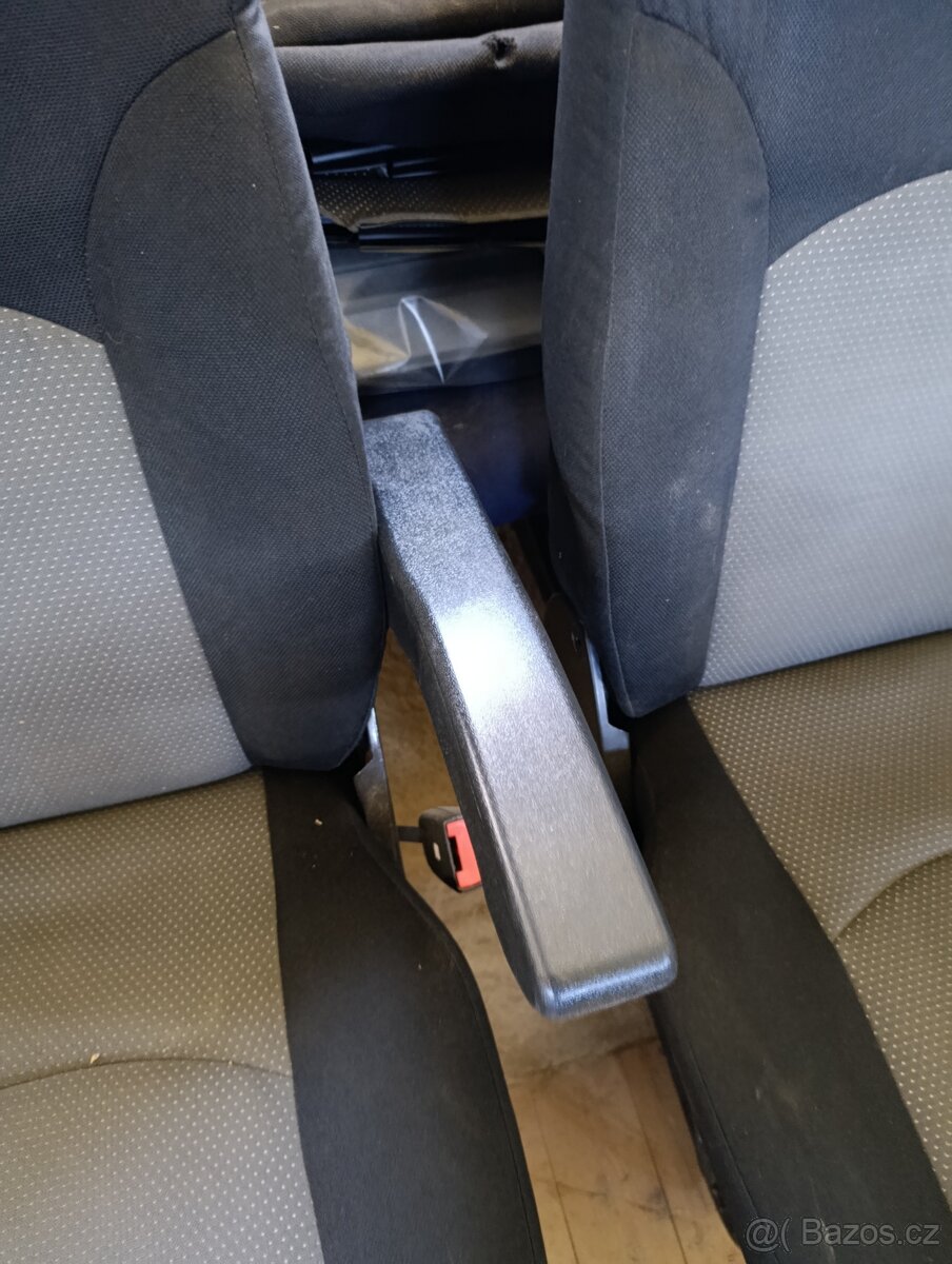 Sedačka Iveco daily - 4