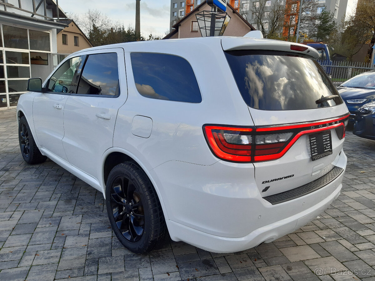 Dudge Durango R/T 5,7 V8 HEMI 4x4, Top výbava a servis