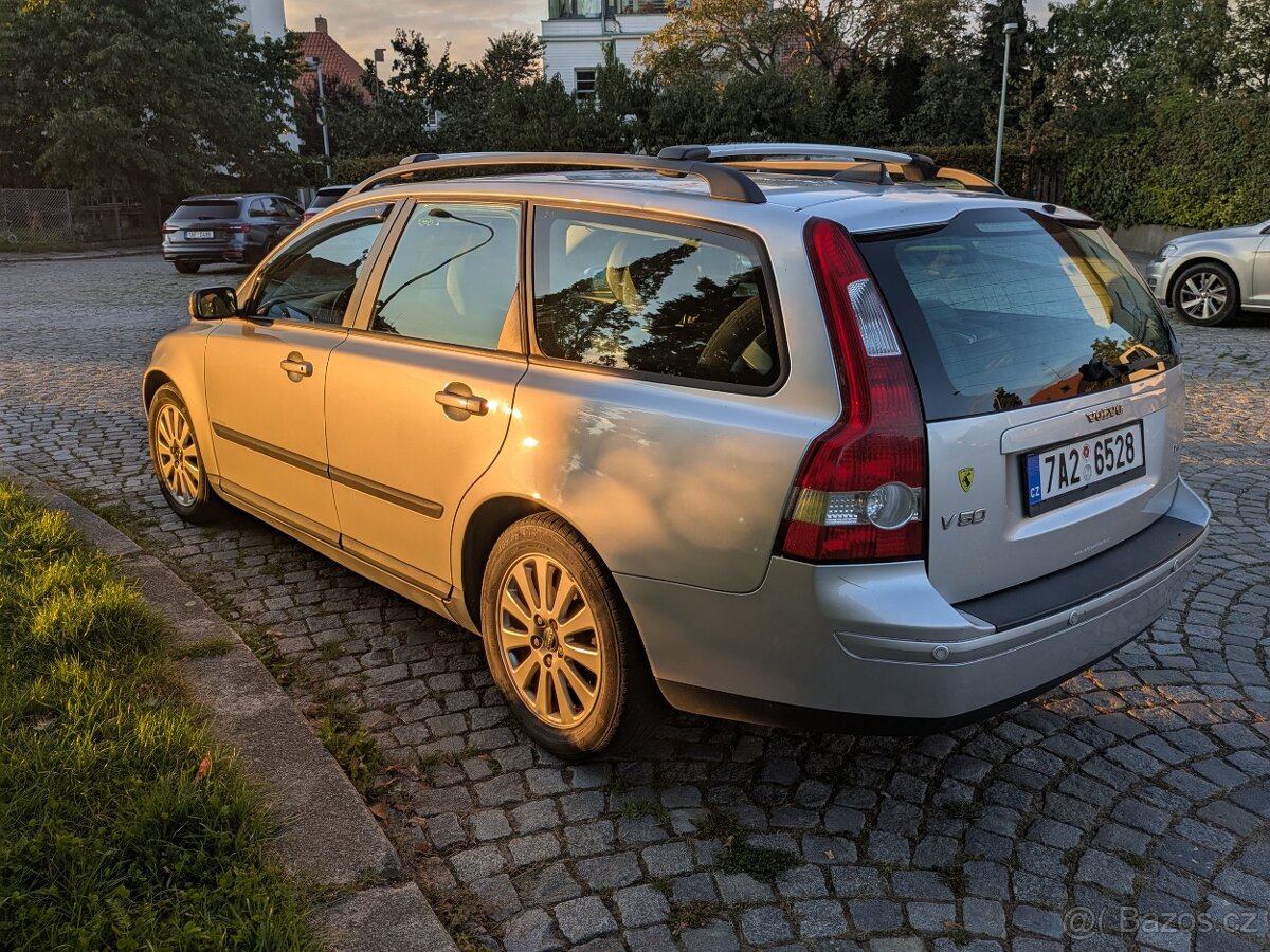 Volvo V50 kombi levně, pojízdné, STK + dál. zn. - 4
