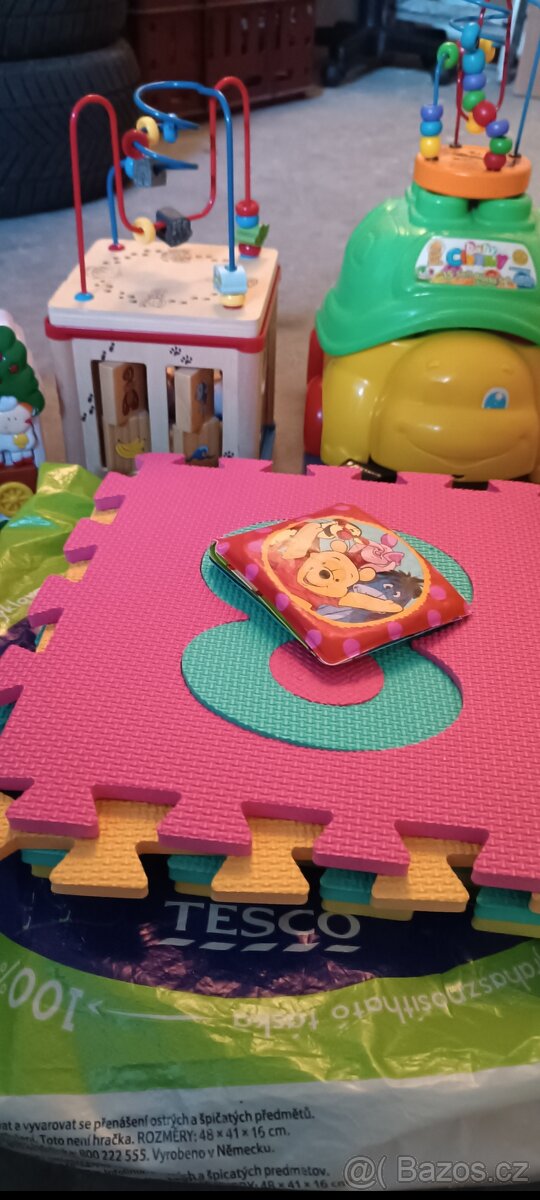 Různé hračky pro miminko - 4