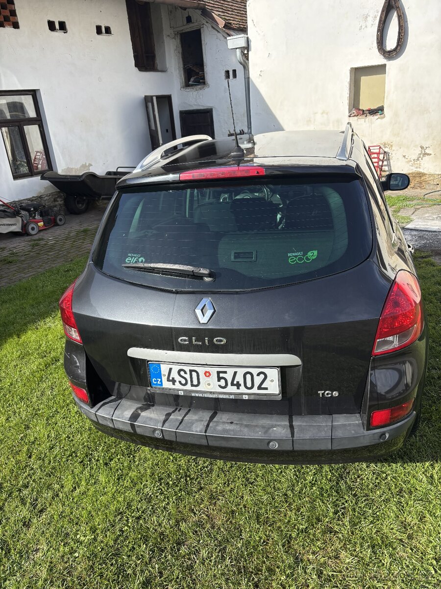Renault Clio Combi, 1,2i tce benzín, 76 kW, rv 2011 - 4
