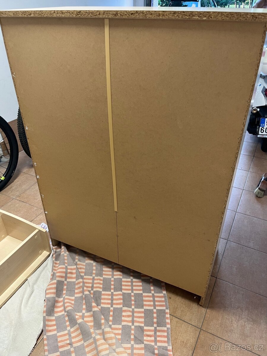 Dětská skříňka - 4