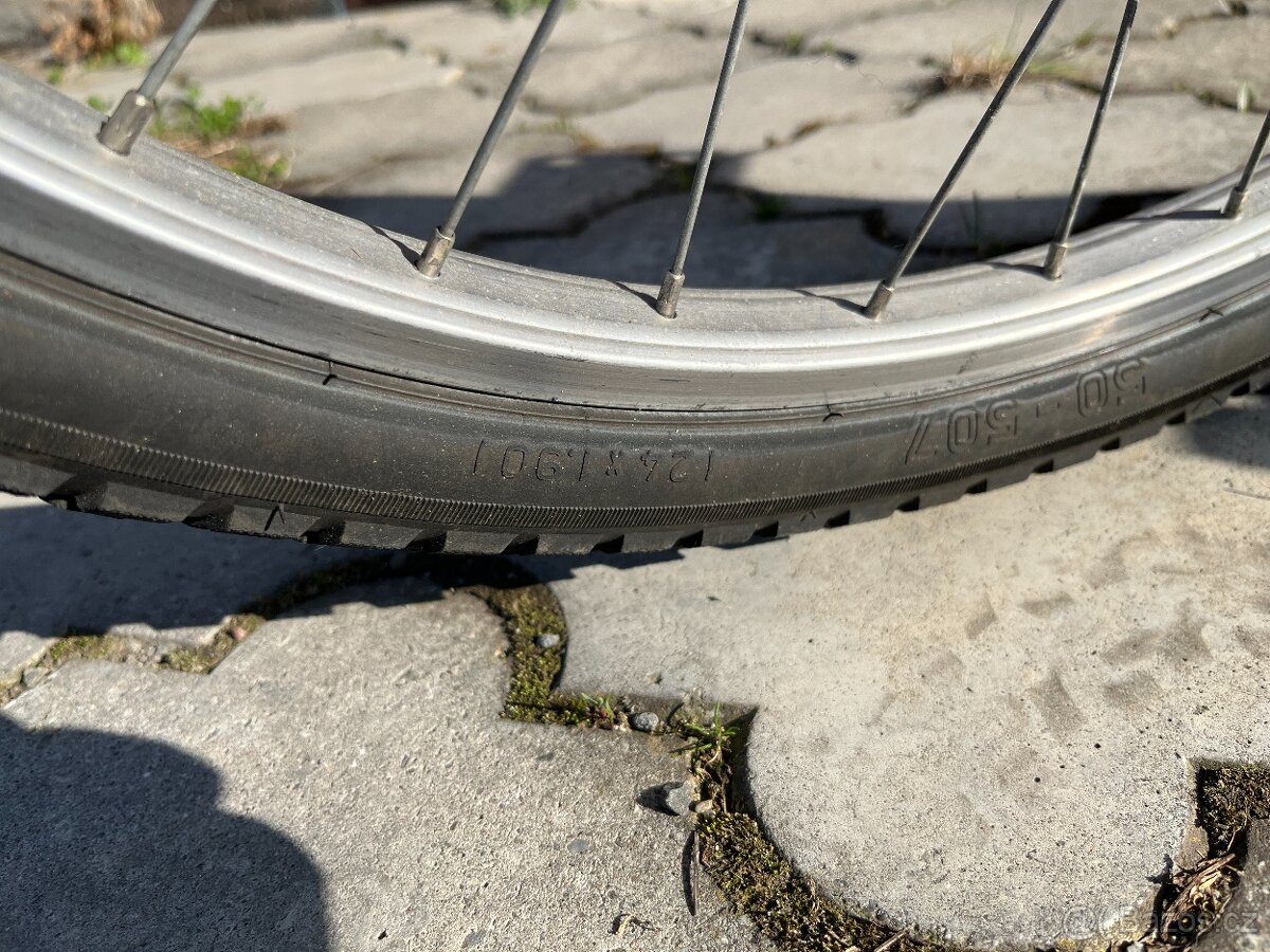 Prodám Dětské kolo Dema 24" - 4