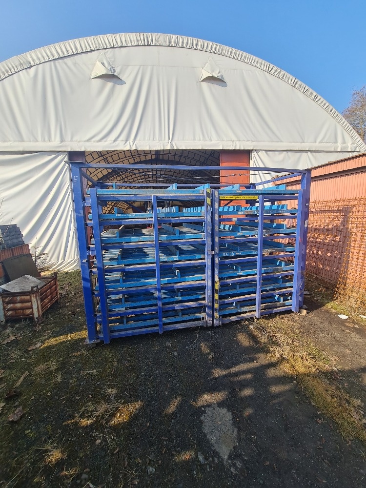 Kazetový regál - 4