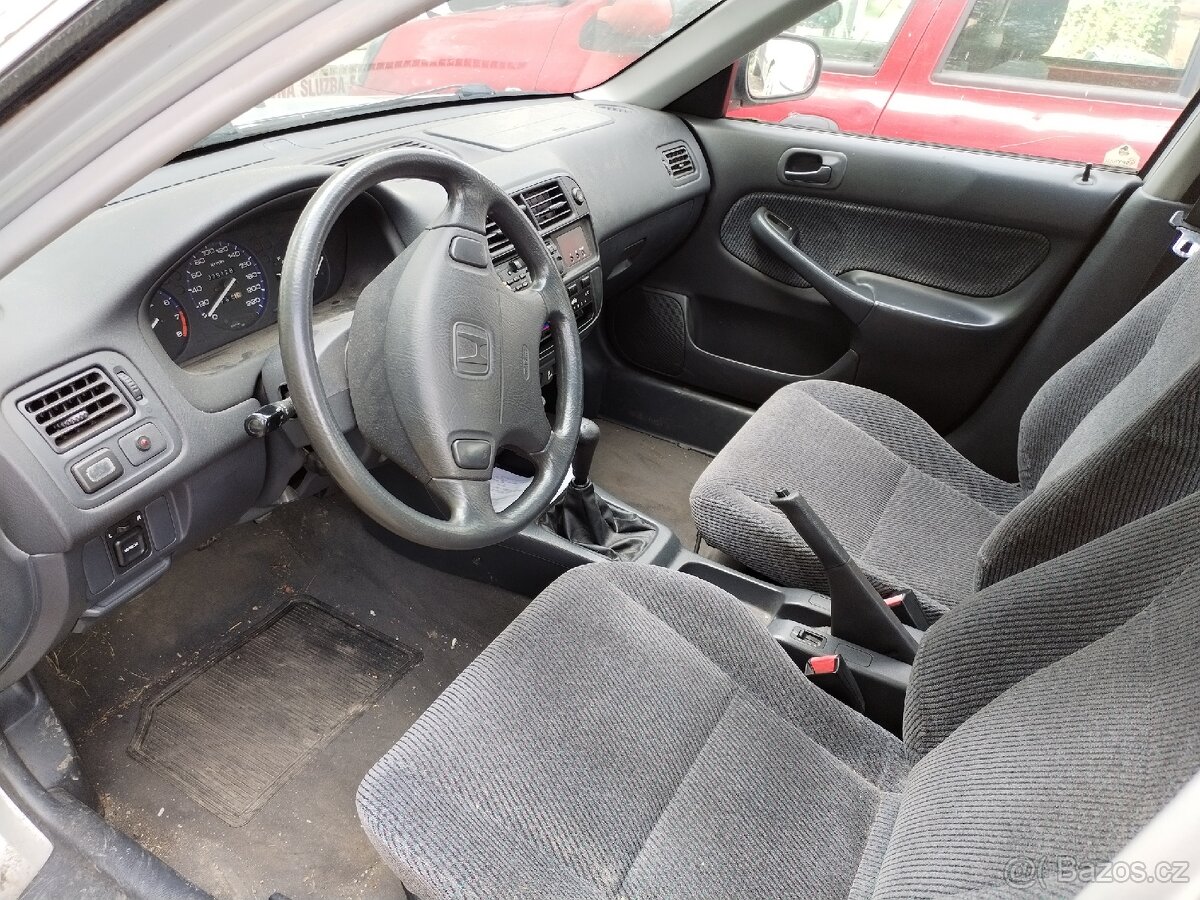 Prodám jen díly Honda Civic 1.4 - 4