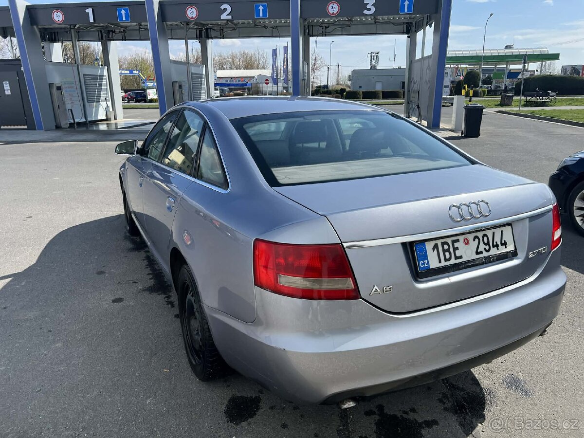 Audi A6 - 4