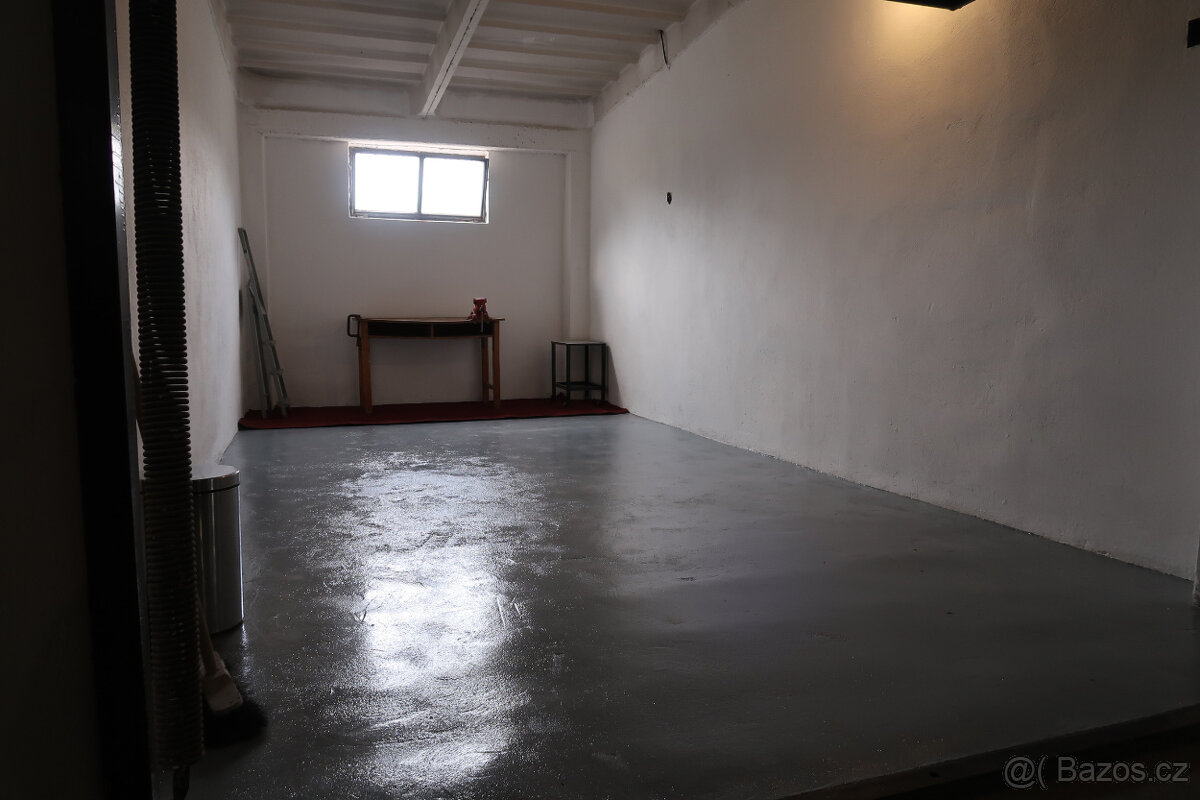 Pronájem garáže Dvořákova Přerov - 4