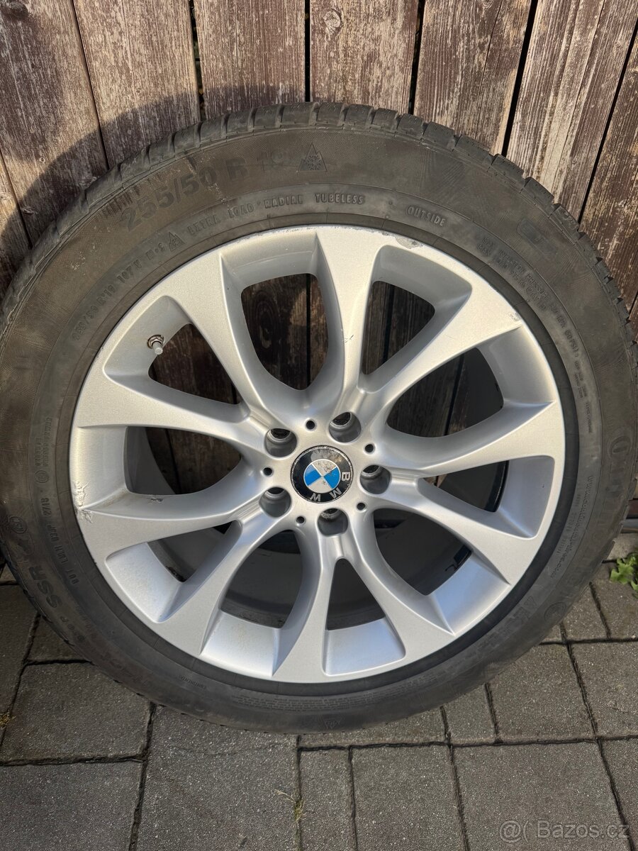 Prodám originál alu+pneu na BMW X5 - 4