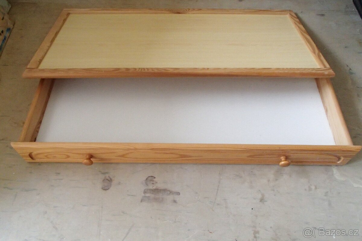 Dětská dřevěná postýlka - 4