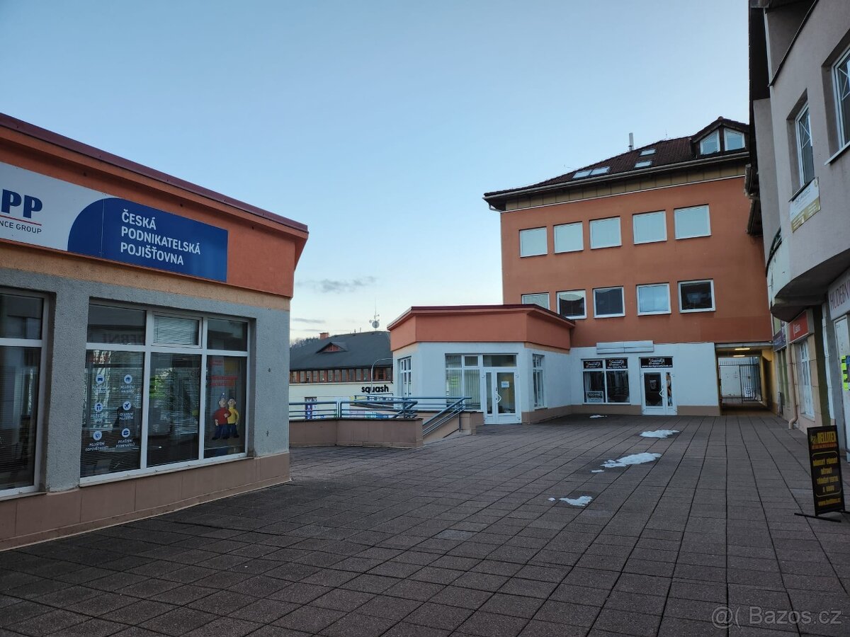 Pronájem obchodního prostoru 50m2 Vsetín - 4