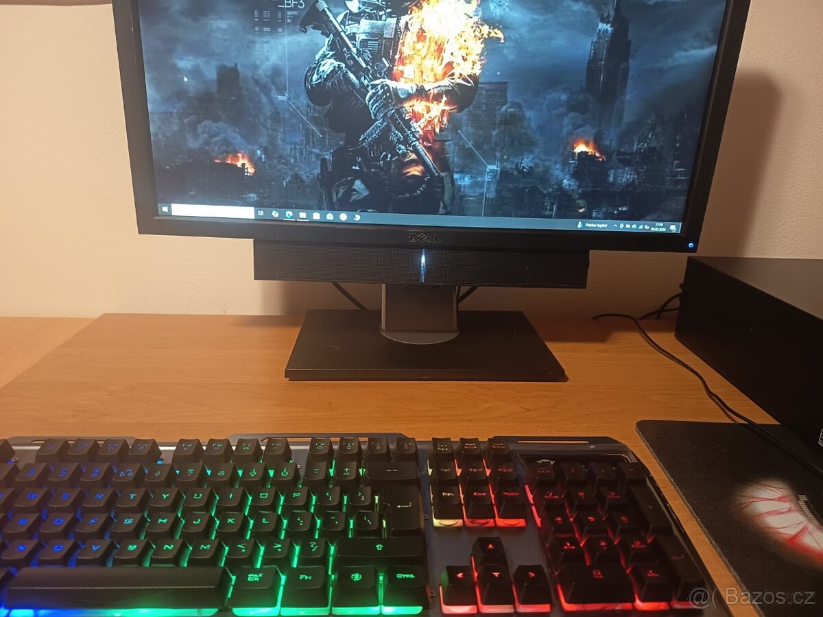 Kompletní počítačový setup - 4