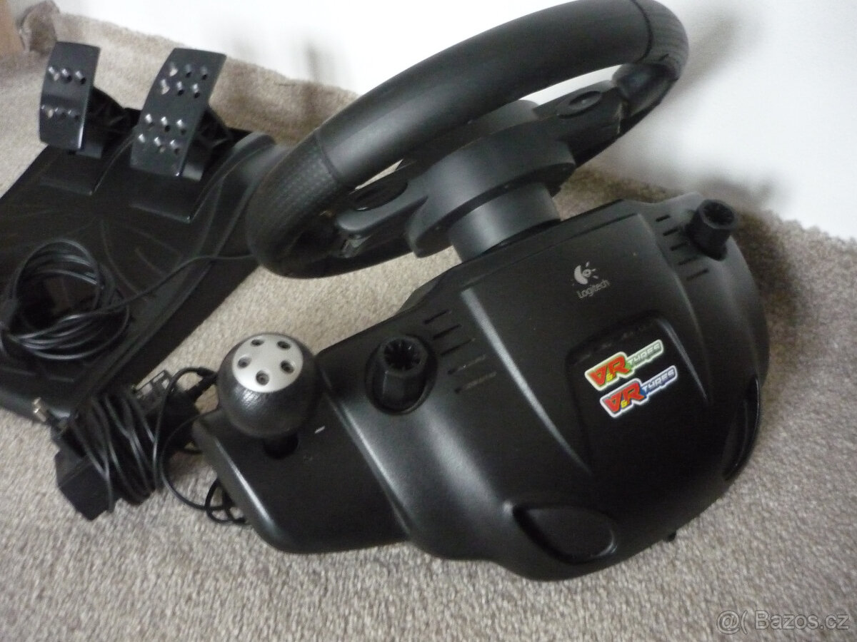 Logitech Volant s pedály - 4