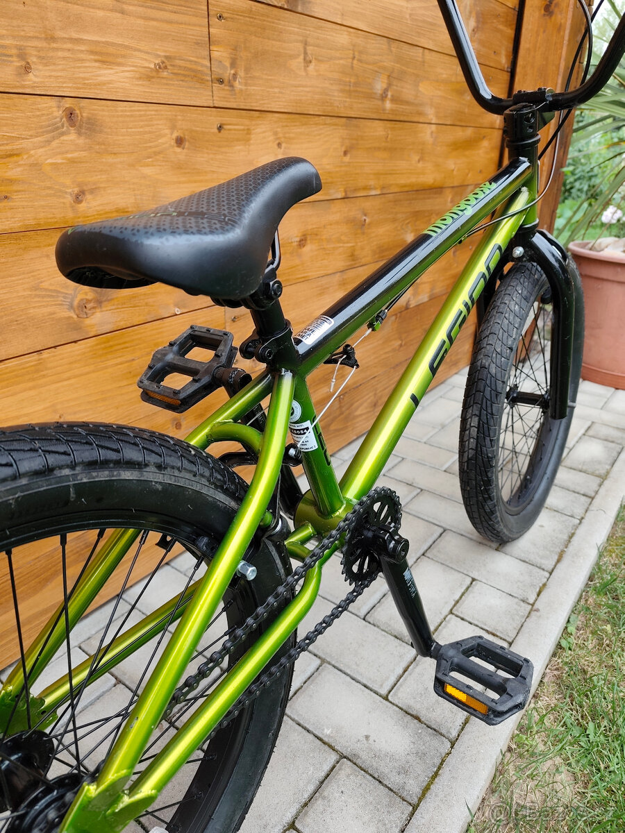 Freestyle kolo Mongoose Legion 20" - 4