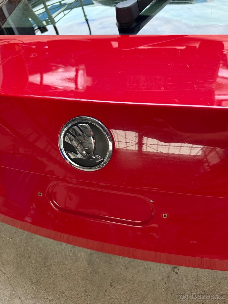 Kufr Škoda Rapid - 4