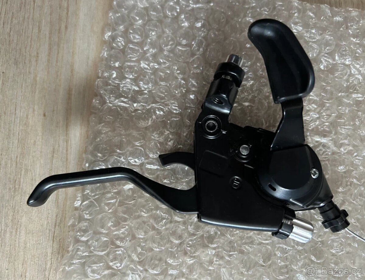 Řazení na kolo pravé a levé, 3/7 rychlosti, s brzdovou pák - 4