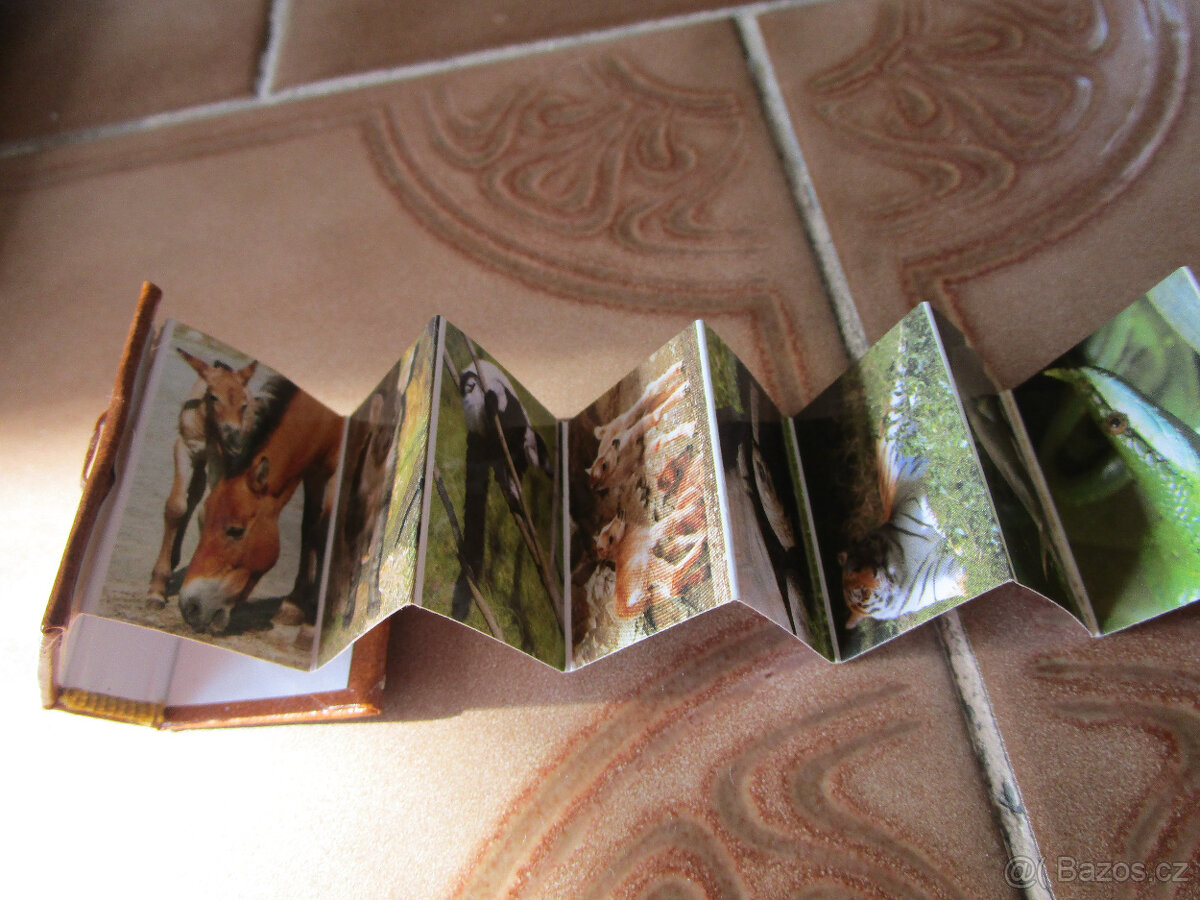 Pěkná hnědá kožená retro mini knížečka Zoo Praha - 4