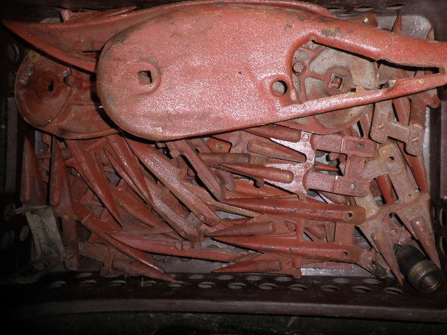 nahradní díly mf 70 - 4