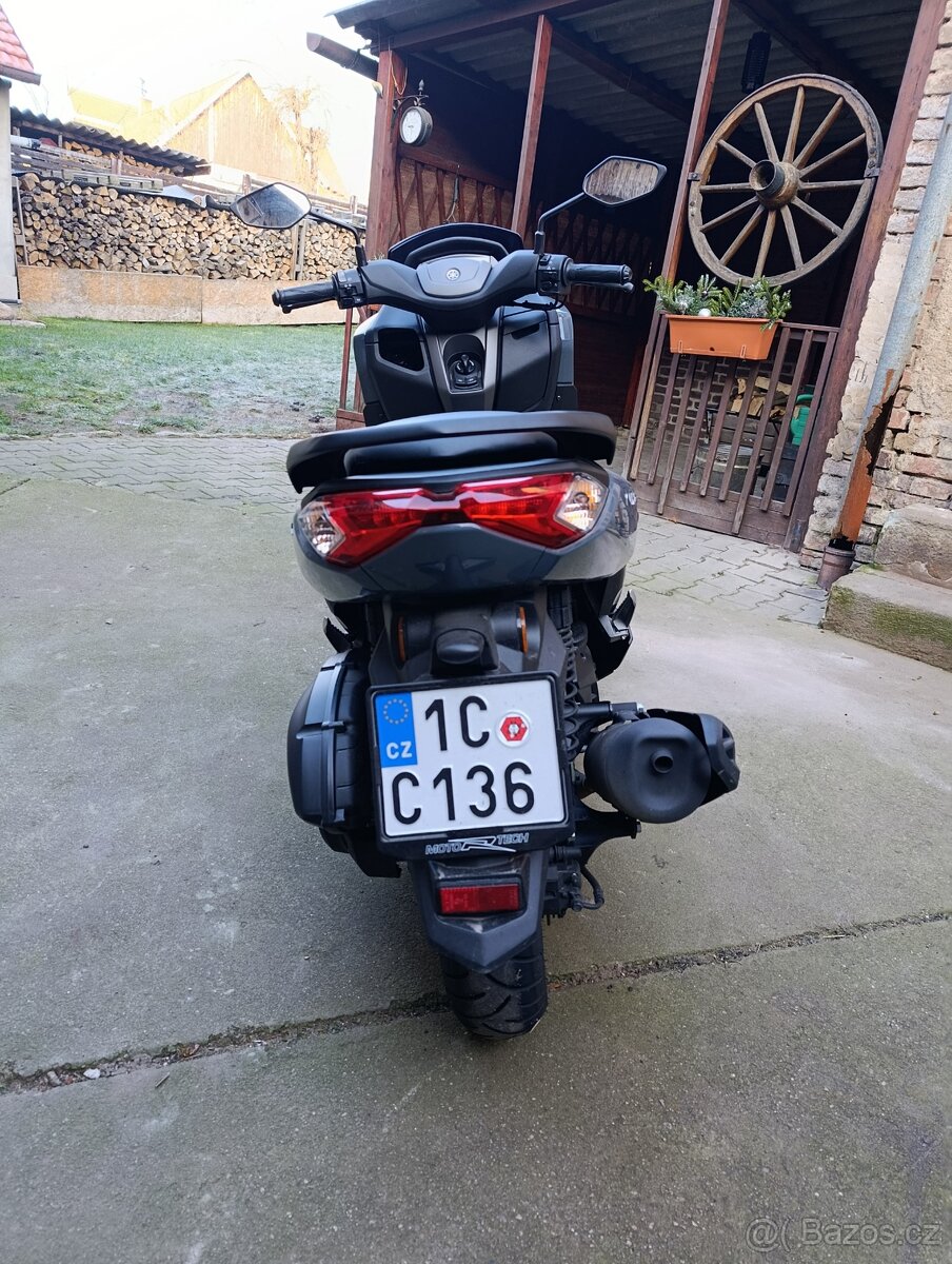 Yamaha nmax125 - 4