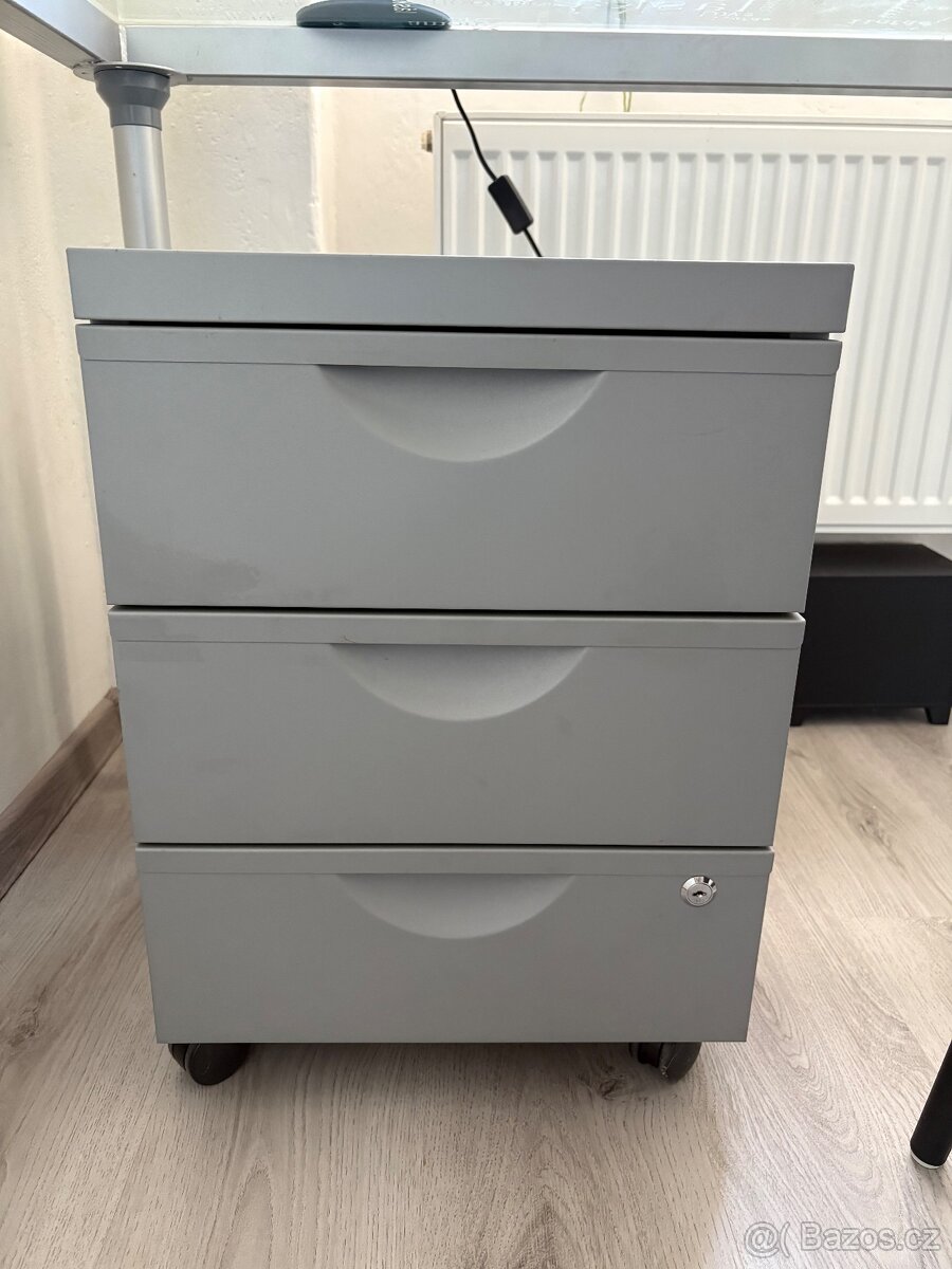 Skleněný stůl 150x80cm - 4