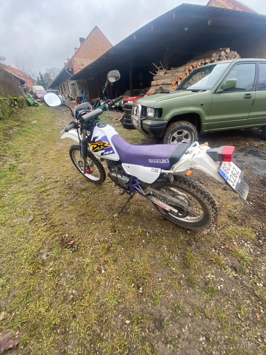 Suzuki dr 125 se - 4